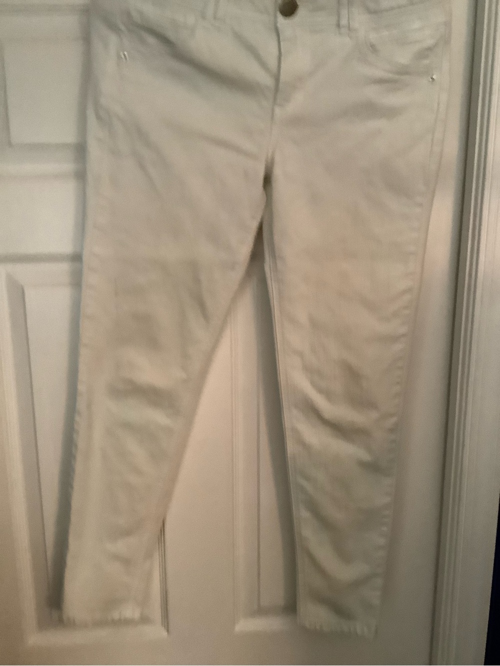 Democracy White Women's Jeans  sz 4- Clean Slim Fit 26''